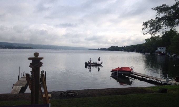 Town of Milo Cabaña | Casa frente al lago durante todo el año situada en la mejor ubicación de Keuka.