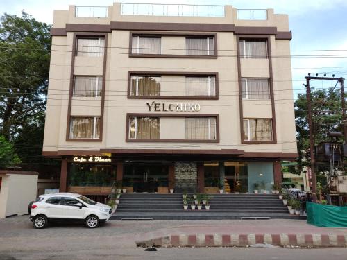 Varanasi Hotel | Yelchiko