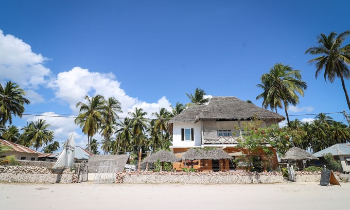 Jambiani Casa | Yellow Card Apartment & Bungalow