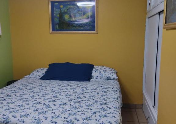 Segunda Sección Apartamento | Condominio amarillo