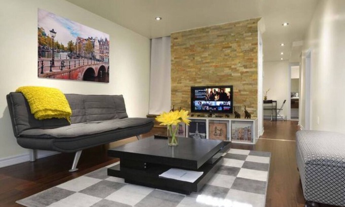 Sainte-Marie Apartamento | Yellow Stone | Comfy 1BR + Garden Near Metro & DT