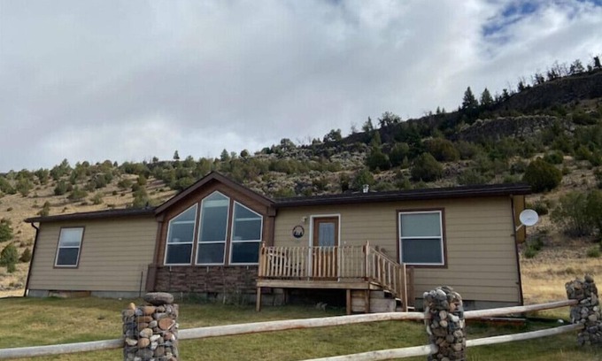 Emigrant Casa | Yellowstone Valley Buffalo Jump