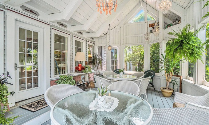 South Haven Cama Y Desayuno | Yelton Manor Bed & Breakfast