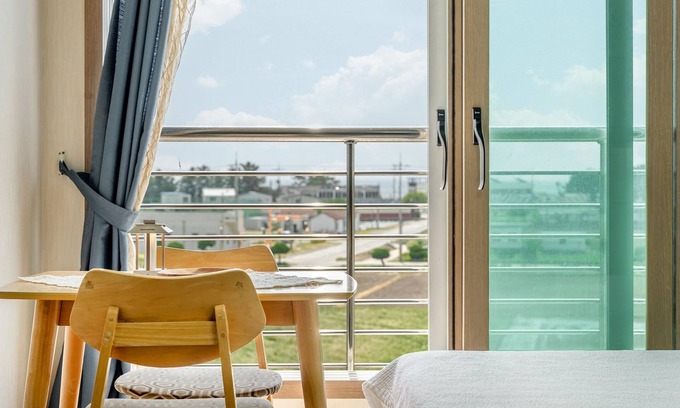 Yeongdeok Casa | Yeongdeok Pensions: Jan & Feb
