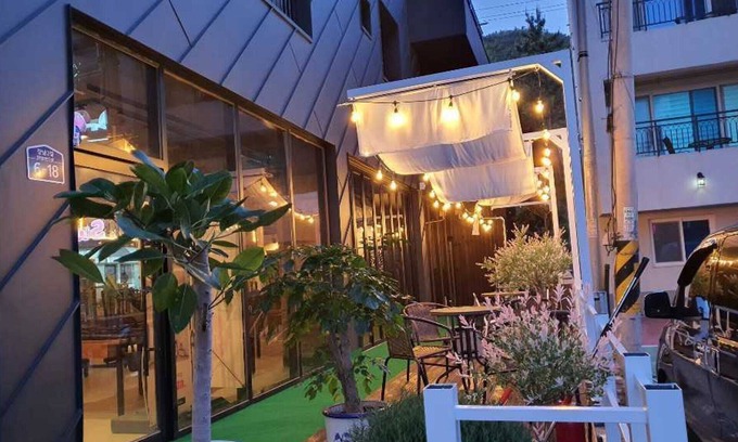 Dolsan-eup Hotel | Yeosu Jin Arirang Hostel