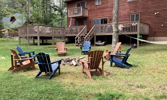 Blakeslee Casa | Yes Deer | Hot Tub, Near Local Fun!