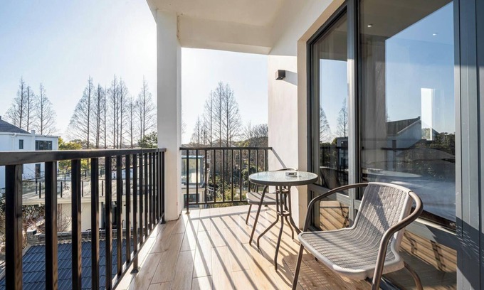 Pudong Cama Y Desayuno | Yinshu Lunas Vila Courtyard Garden Resort Hotel (Shanghai International Tourism Resort Branch)