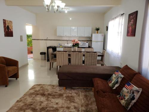 Vila Yolanda Casa | Yolanda Family House
