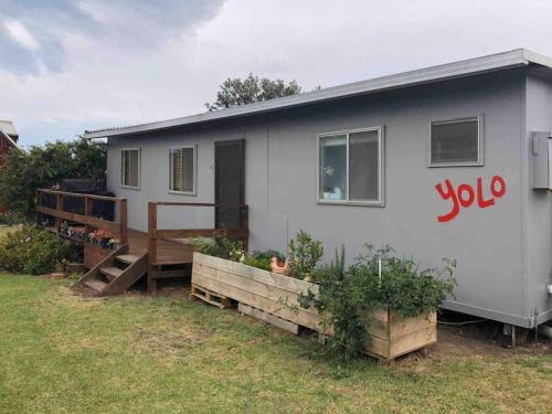 Ventnor Casa | YOLO- Beach-house views, near penguins, nbn!