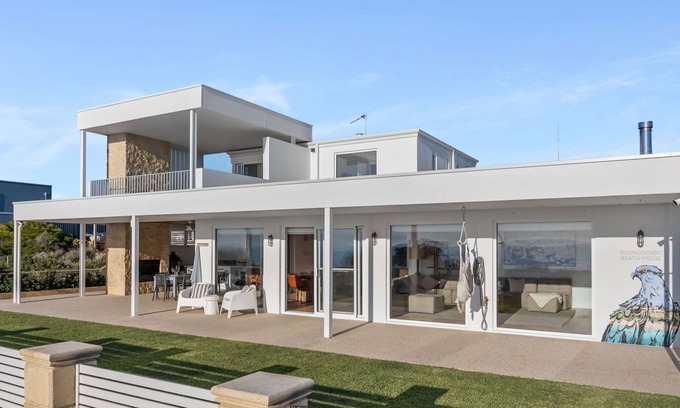 Peppermint Grove Beach Casa | Yoondoordo Beach House
