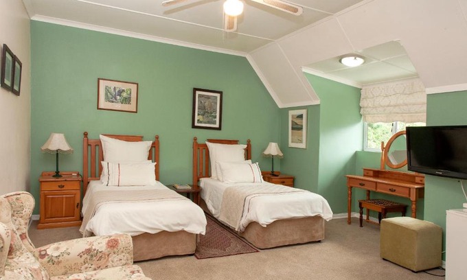 Gillitts Casa | York House Guest House