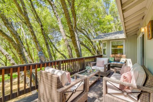 Groveland Casa | Yosemite Home Base Community Perks and Lake Access!