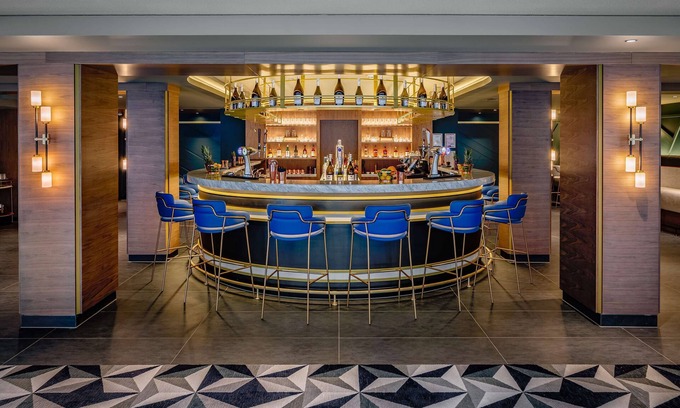 New Town Hotel | YOTEL Edinburgh