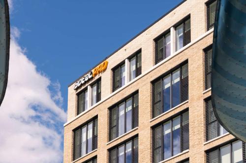 Stratford and New Town Hotel | YOTELPAD London Stratford