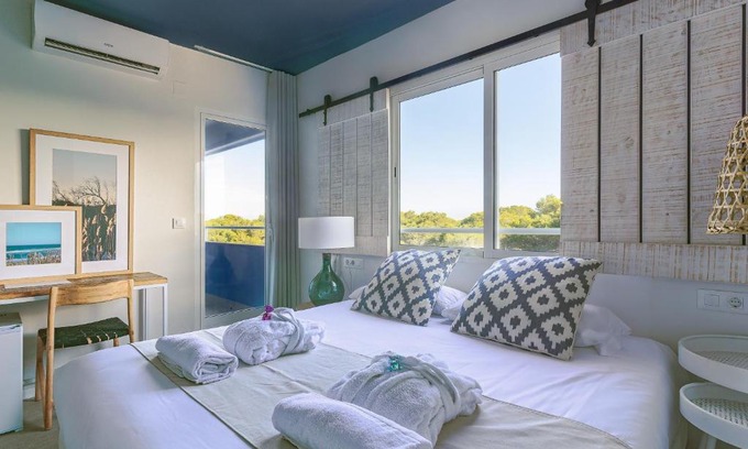 Pobles del Sud Hotel | YOU & CO. Saler Beach Boutique