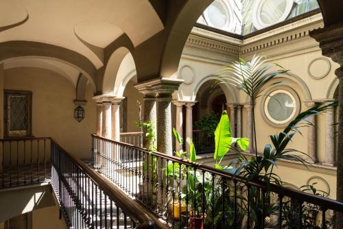 Borgonuovo Apartamento | Youhosty - Montenapoleone Noble Flat