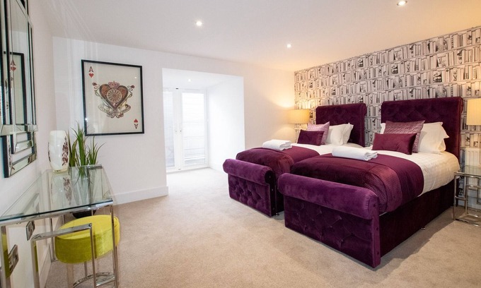 Cotham Apartamento | Your Apartment Rowan Tree - No 1