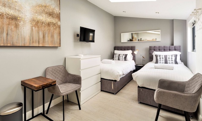 Bristol Villa | Your Apartment The Nook