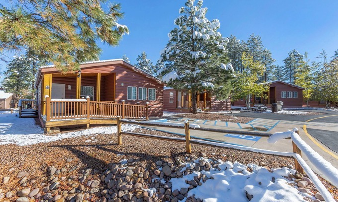 Pinetop Complejo | Your Arizona Adventure Starts Here! 2 Spacious Units, Peaceful Property