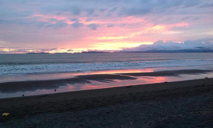 Puntarenas Cama Y Desayuno | Your beachfront BnB paradise