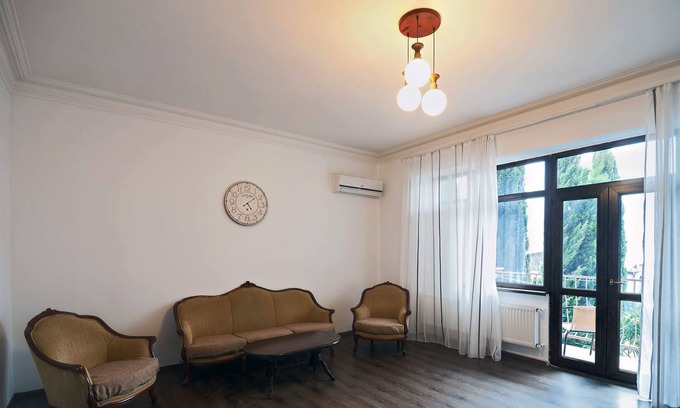 Avlabari Apartamento | Tu mejor hogar georgiano en el corazón del casco antiguo de Tbilisi