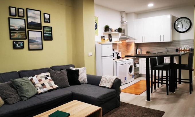 Palos de la Frontera Apartamento | Your comfy stay in the Center of Madrid