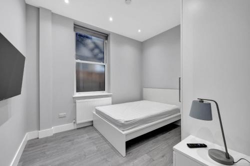 Forest Gate Apartamento | Your Cosy Stay Modern 1 Double Bedroom Flat Fully Furnished - 5 Mins walk to Stn