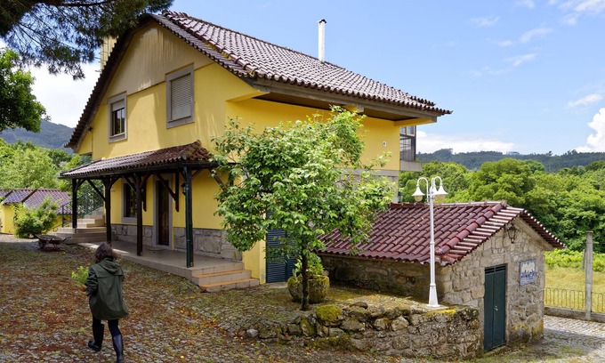 Oliveira de Frades Casa | El refugio de tu país: Casa do Pinheiro