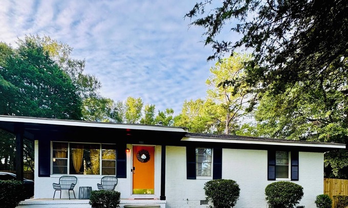 Auburn Casa | Your GAME DAY home short walk to Jordan-Hare Stadium.