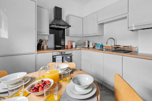 Spetchley Apartamento | Your Group Base 3 Modern Flats Sleeps 4 to 12 Near Malvern