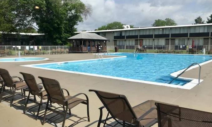 Bethlehem Casa | Your Home Away From Home! Onsite Pool, Pets Allowed, Free Parking