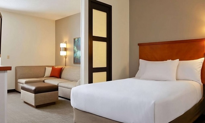 Gwinnett Place Apartamento | Your Home Away From Home! Pet-Friendly Unit To Relax. Near Sweet Water Park!
