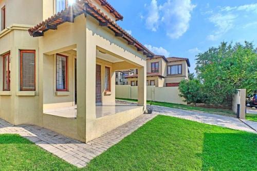 Greater Johannesburg Metropolitan Area Villa | Your Home Away in Kyalami