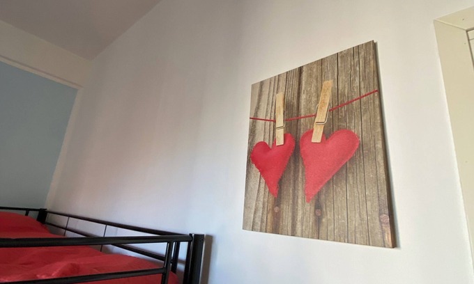Marina di Ravenna Apartamento | Your home--just a stone's throw from the sea