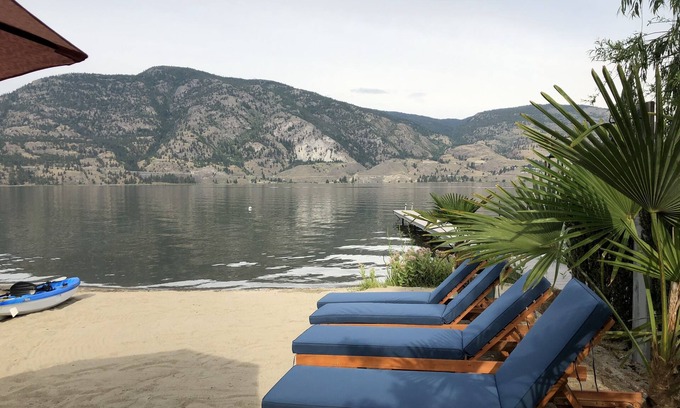 Okanagan-Similkameen Casa | Your own private beach!