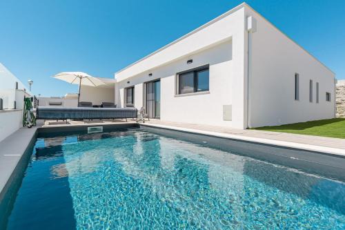 Atalaia Casa | Your Peace & Quiet, close to the Silver Coast