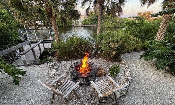 Cape Haze Casa | * Your Peaceful Waterfront Escape! *