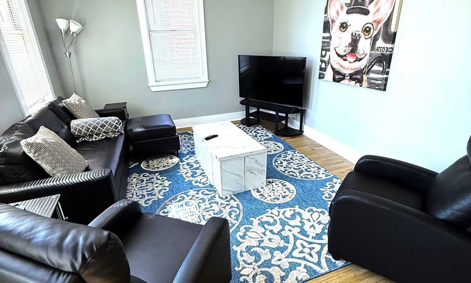 Wilmington Apartamento | Your Private Oasis in Wilmington - King Bed & More!