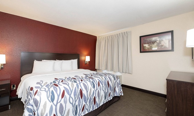 Southpoint Casa | Your Relaxing Getaway Awaits! Pool, Pets Allowed, Near St. Johns River Taxi