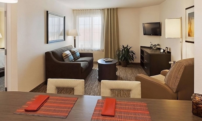 Wichita Complejo | Your Relaxing Getaway Awaits! Kitchen, Parking, Pets Allowed, Near Sunset Park!
