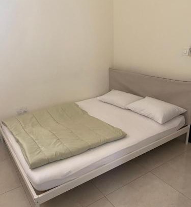 Khalifa City Apartamento | Your Studio Near Airport and all