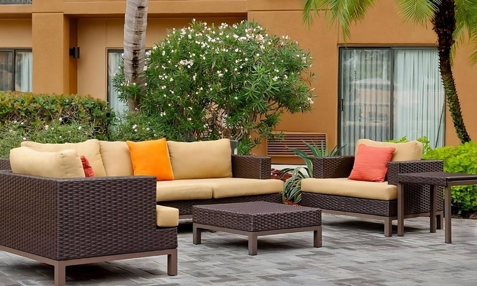 Boca Raton Hotel | Your Sunny Escape, Minutes to Boca Raton Beach, Pet-Friendly, Free Parking, Pool
