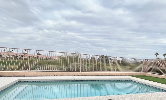 Canyon Ridge West Casa | Your Super Bowl & Spring Training home base! Golf Course Getaway in Surprise!