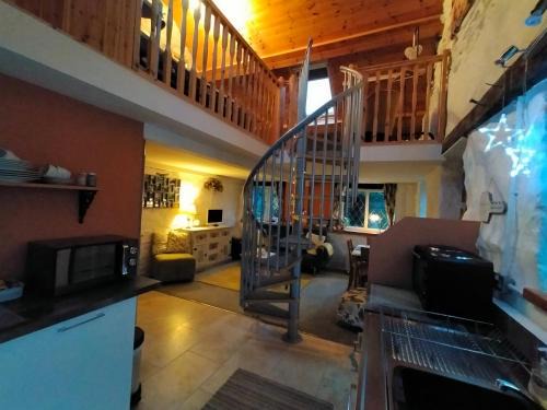 Llanfair Caereinion Apartamento | Yr Hen Efail - Quirky Old Smithy cottage near forest walks, cycling & lakes
