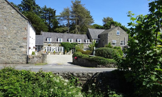 Edern Cama Y Desayuno | Yr Hen Felin - The Old Mill B&B