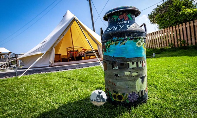 Rhyd-y-foel Otro | Yr Wyddfa Bell Tent - Pen Cefn Farm, Abergele, Conwy