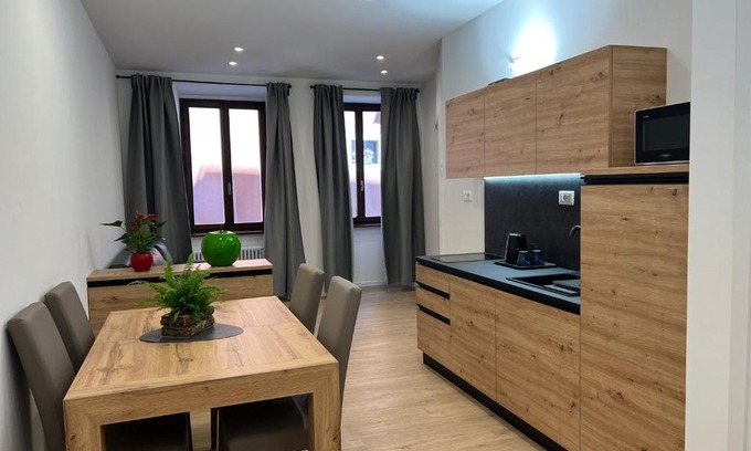 Trento Old Town Apartamento | YUGOGO MAZZINI 41 - BILOCALE Trento Centro
