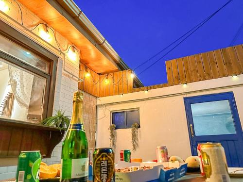 Sinchon-dong Casa | Yunseul- Garden House in the City with Korean Beauty
