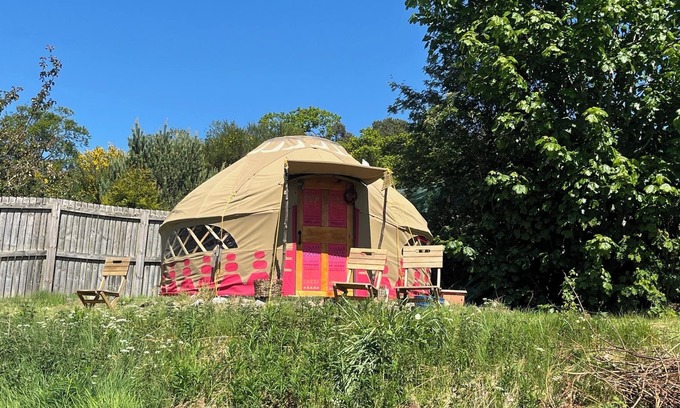 Contin Cabina | Yurt Retreat - Overlooking the River Blackwater