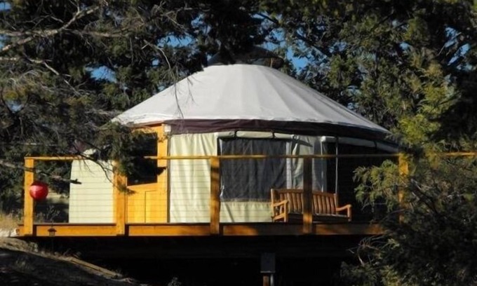 Somers Cabaña | Yurta Con vistas Flathead Lake